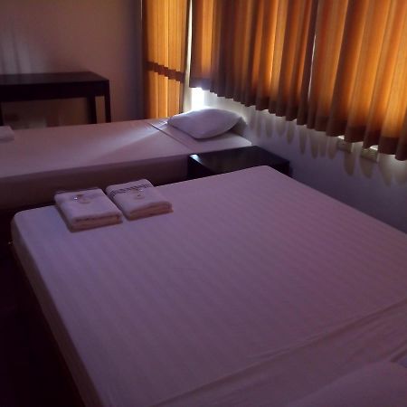 Hotel Kichi Legazpi Esterno foto