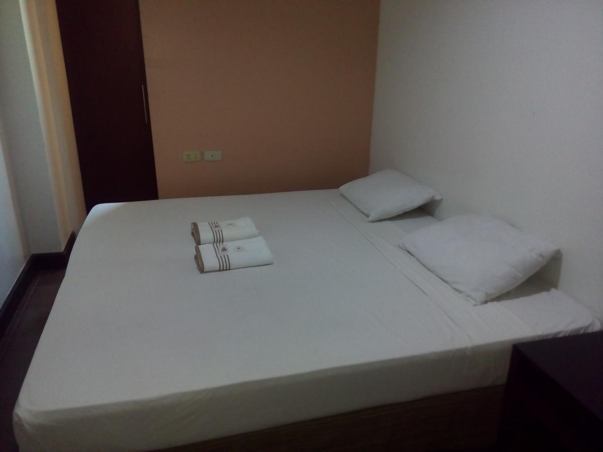 Hotel Kichi Legazpi Esterno foto